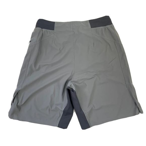 Lululemon Assert Short Linerless - Picture 2 of 5